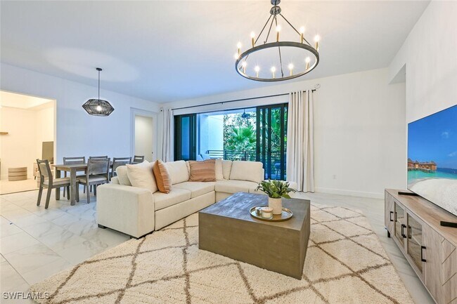 Building Photo - 1115 Central Ave Unit 243