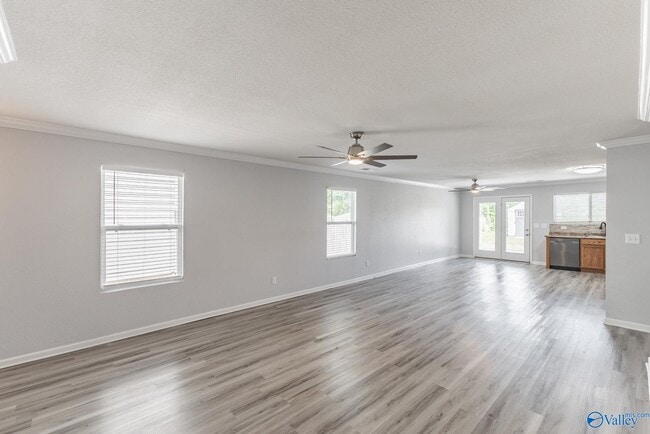 Photo - 163 Sedgewick Dr