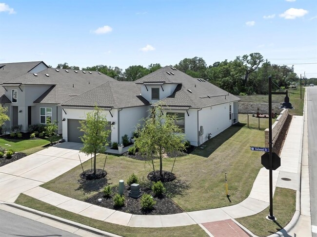 Photo - 523 Hallwood Dr