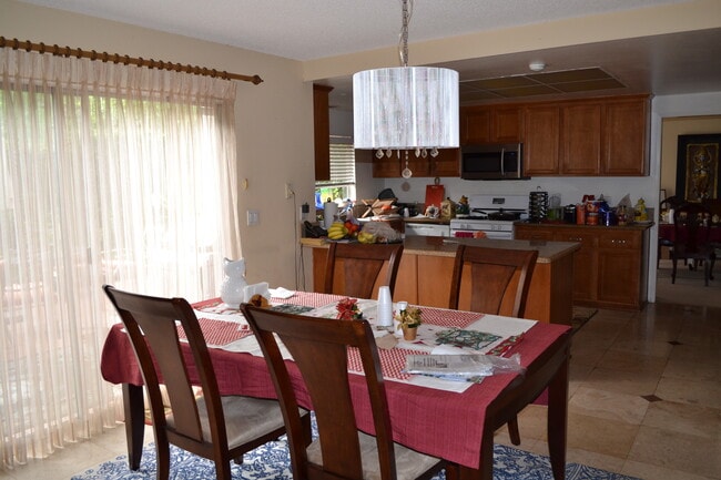 Photo - 3211 Dos Palos Dr