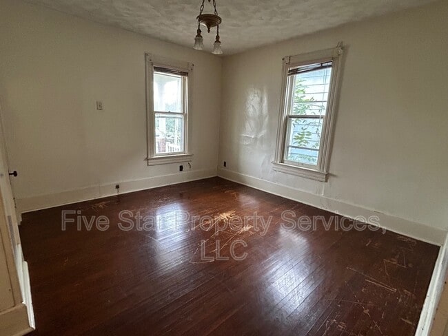 Photo - 908 E Reservoir St