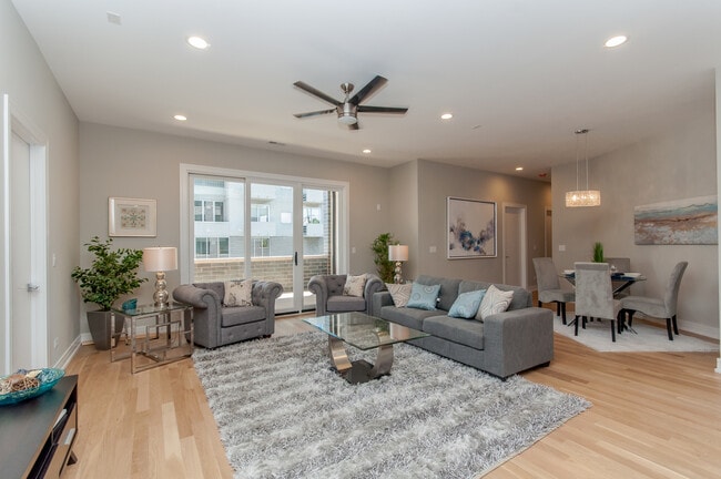 Photo - 650 N Morgan St Unit 202