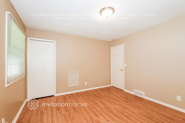Photo - 1716 Lamplight Dr