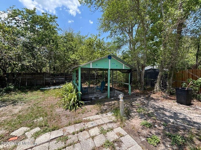 Photo - 9454 Campus Ave