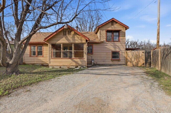 Photo - 1009 NW 97th St