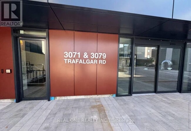 Photo - 3079 Trafalgar Rd Unit 1404
