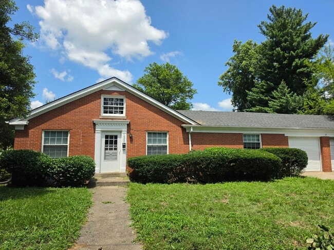 Building Photo - 1685 N Forbes Rd
