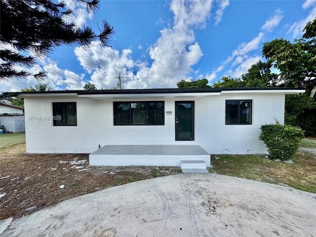 Photo - 15300 NW 32nd Ave