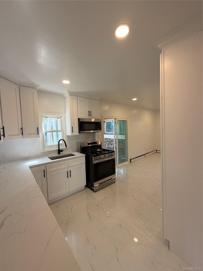 23 Mansion Ave Unit 2