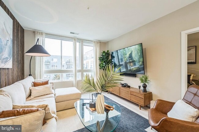 Building Photo - 145 Riverhaven Dr Unit 430