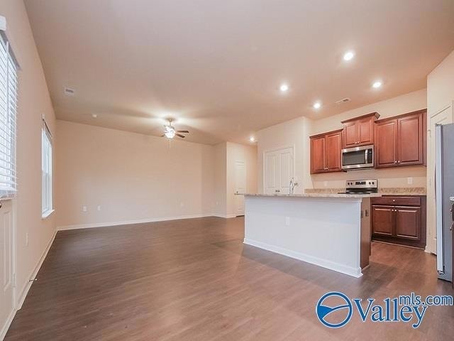 Photo - 1037 Pilgrim Ln