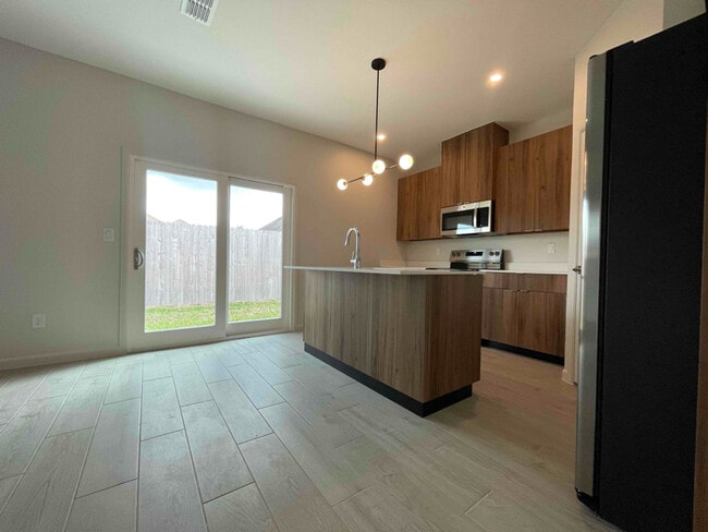 Photo - 3417 Duke Ave Unit 3