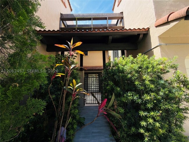 Photo - 3957 Adra Ave