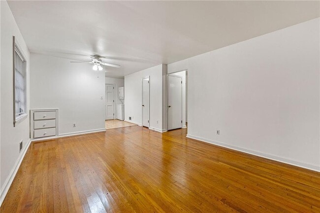 Photo - 606 Sycamore Dr