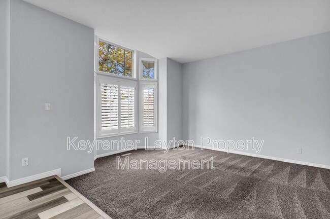 Photo - 2339 Lindsay Wood Ln