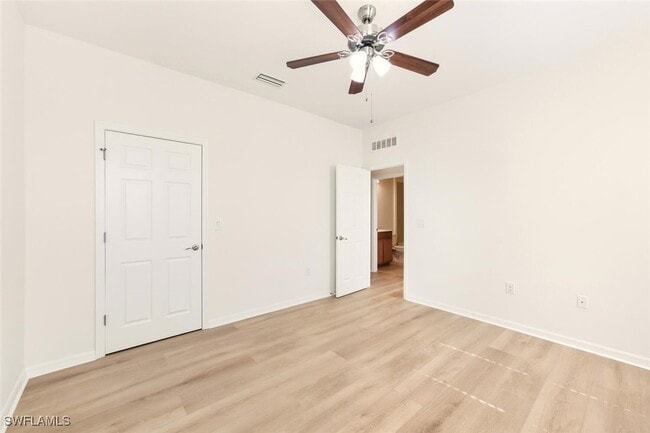 Building Photo - 10844 Alvara Way