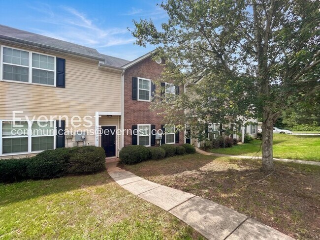 Photo - 8648 Thomas Ln