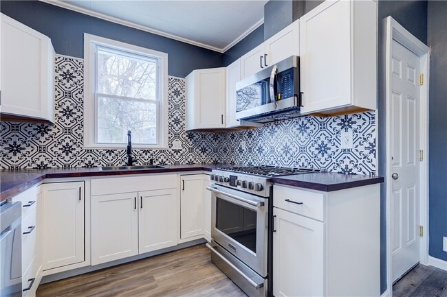 Photo - 2 Sumner Park