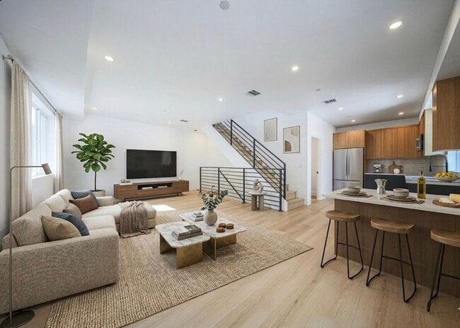 Photo - 1237 N Orange Dr Unit #1239