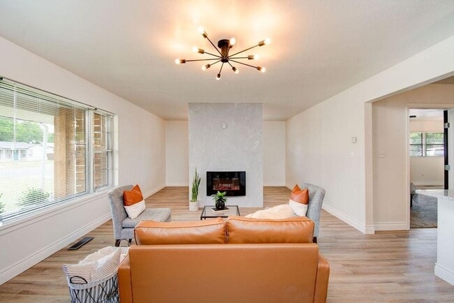 Photo - AVAILABLE FOR PRE-LEASE - Modern & Charming 3 Bedroom