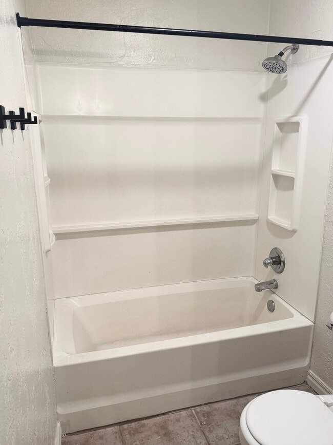 Pine Unit Bathroom