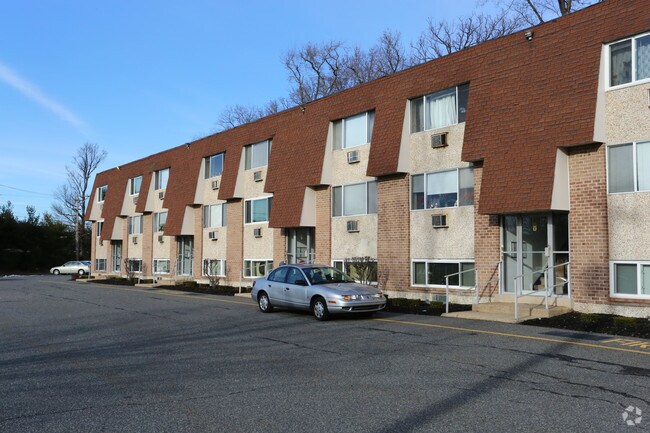 Photo - Twin Park Apartments