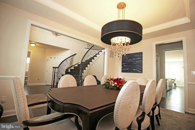 Photo - 405 Park Hill Ln