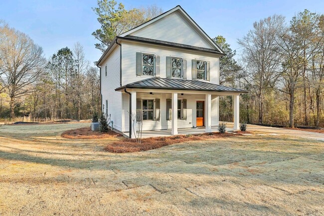 Photo - New Construction Rental WALKABLE to Downtown Senoia!