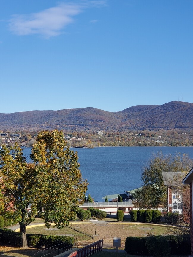 Photo - 177 W Parmenter St Unit 3