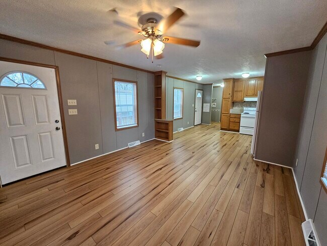 Photo - 32 Bramblewood Rd