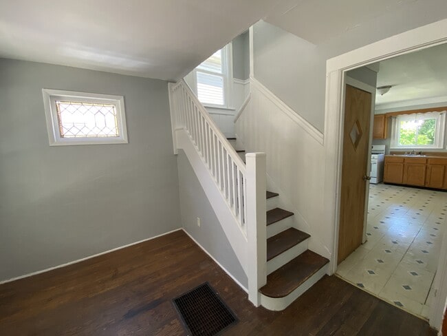 Photo - 122 Hobart St