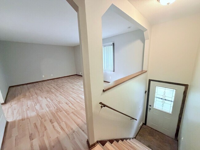 8820-8822 Griggs Ave