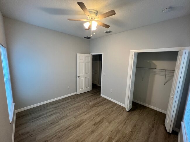 Photo - Lakeland Stella Duplex Unit 833