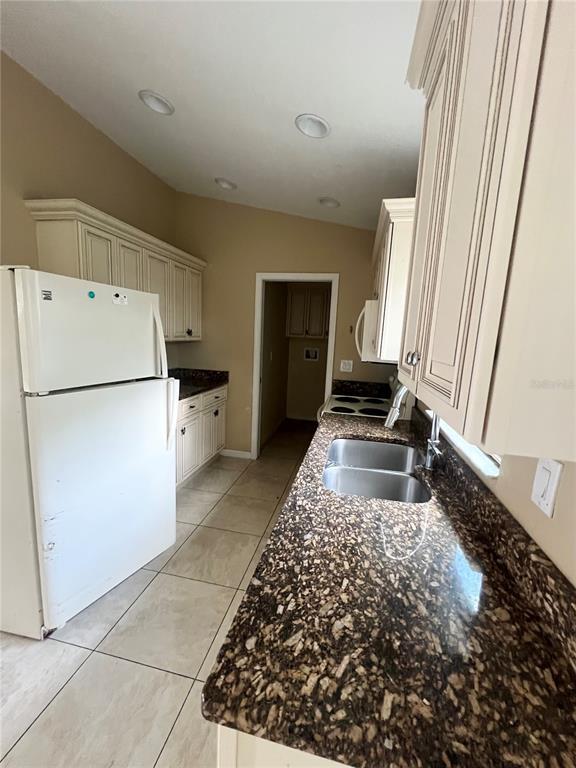 Photo - 3281 Easy St