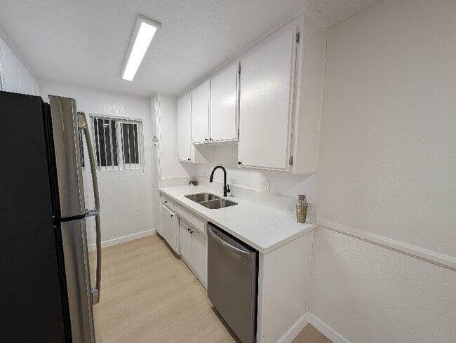 Photo - 11007 Hartsook St Unidad 203