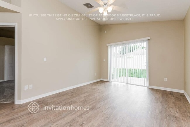 Photo - 220 Piccolo Way