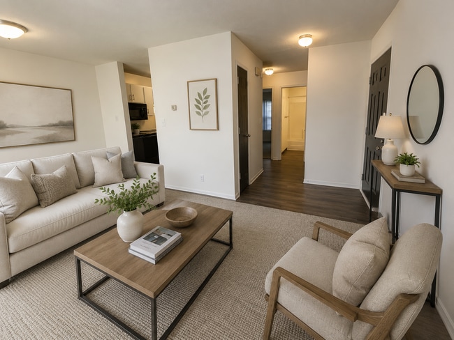 Photo - Vantage Pointe Apartments