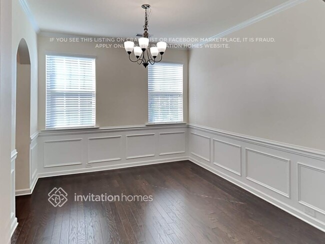 Photo - 13422 Hyperion Hills Ln