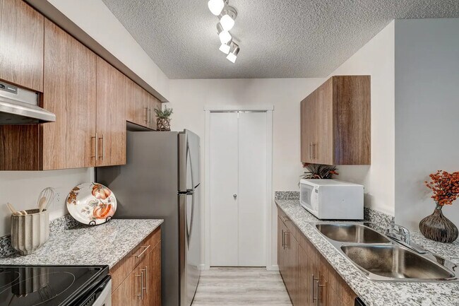 Photo - Erin Ridge Gate