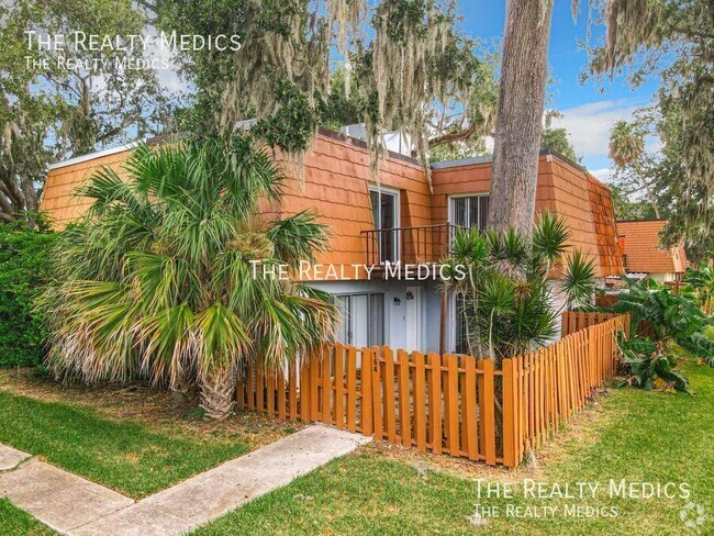 Building Photo - Coastal Charm Meets Modern Living: Your Dr... Rental