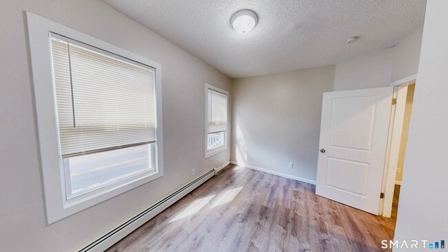 Photo - 591 Orchard St Unidad #1