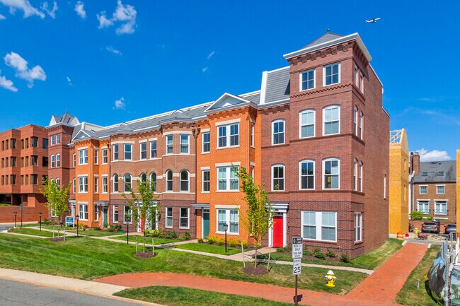 1101 N Washington St - Abingdon Place