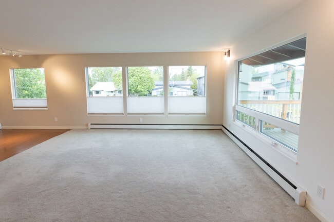 Photo - 1536 G St Unit A
