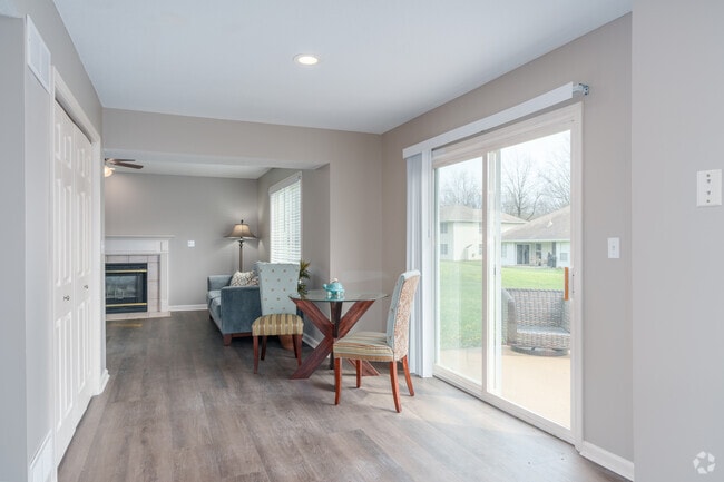 4BR, 2.5BA - 1,800SF - Dining Room