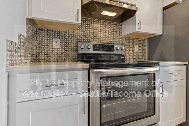 Photo - 3306 Lake Washington Blvd N Unit Apt 1