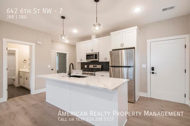 Photo - 642 6th St NW Unidad 7