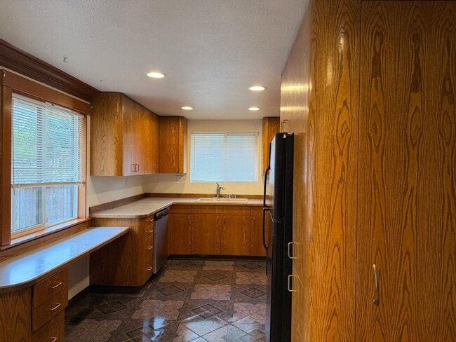 Photo - Charming Everett Rambler — 3 Bedrooms + Bonus Room