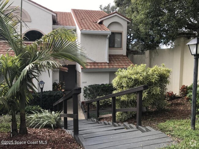 Building Photo - 1233 Country Club Dr Unit 1415 Rental