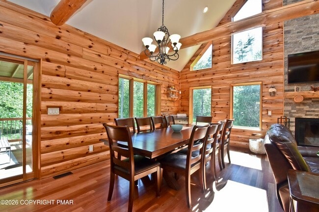 Photo - 232 Maloney Ln