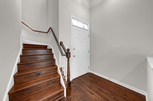Photo - 1472 N Pinehurst Dr
